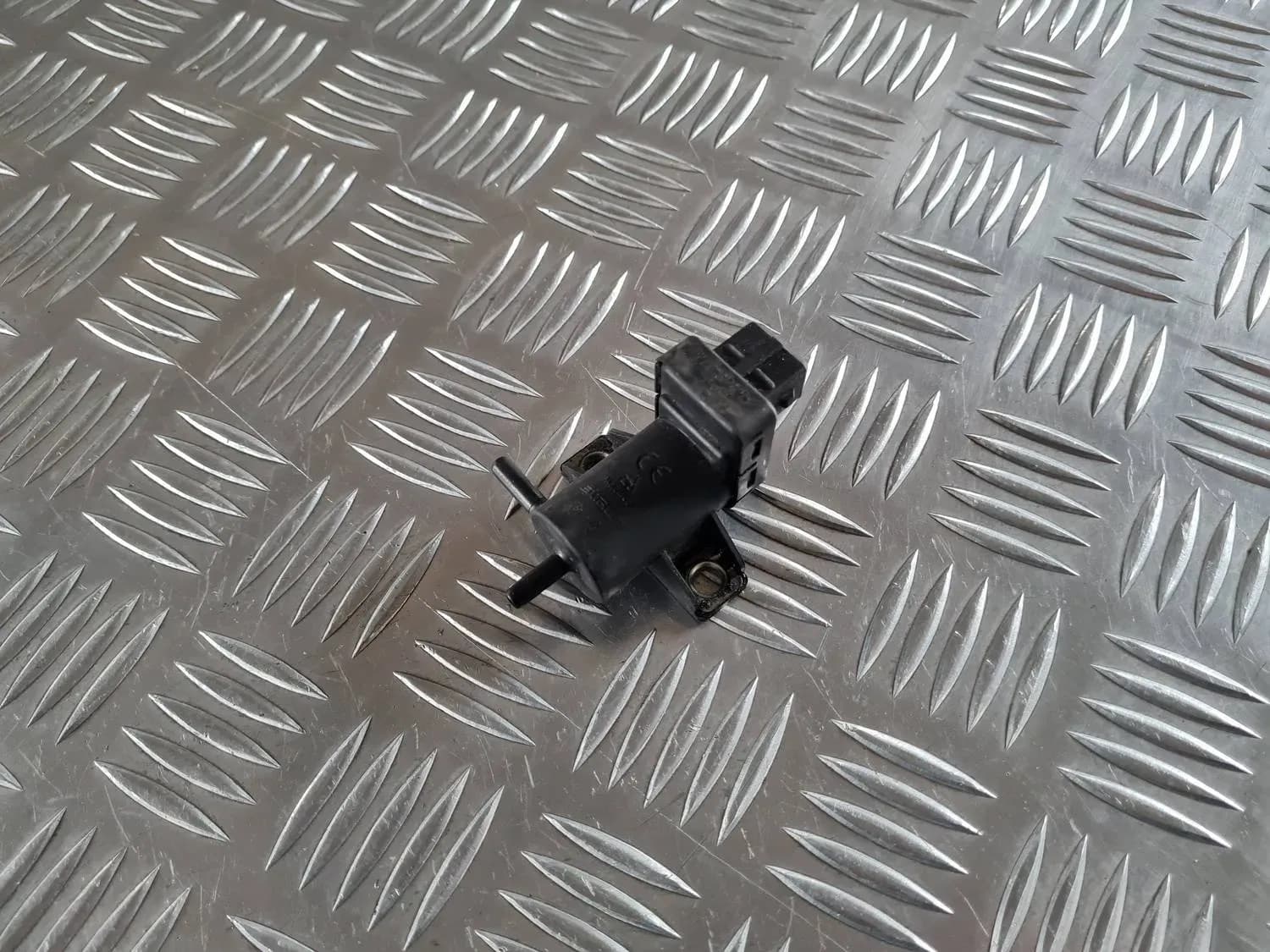 Magnetisk vakuumventil RENAULT SCENIC III 2011 - foto 2