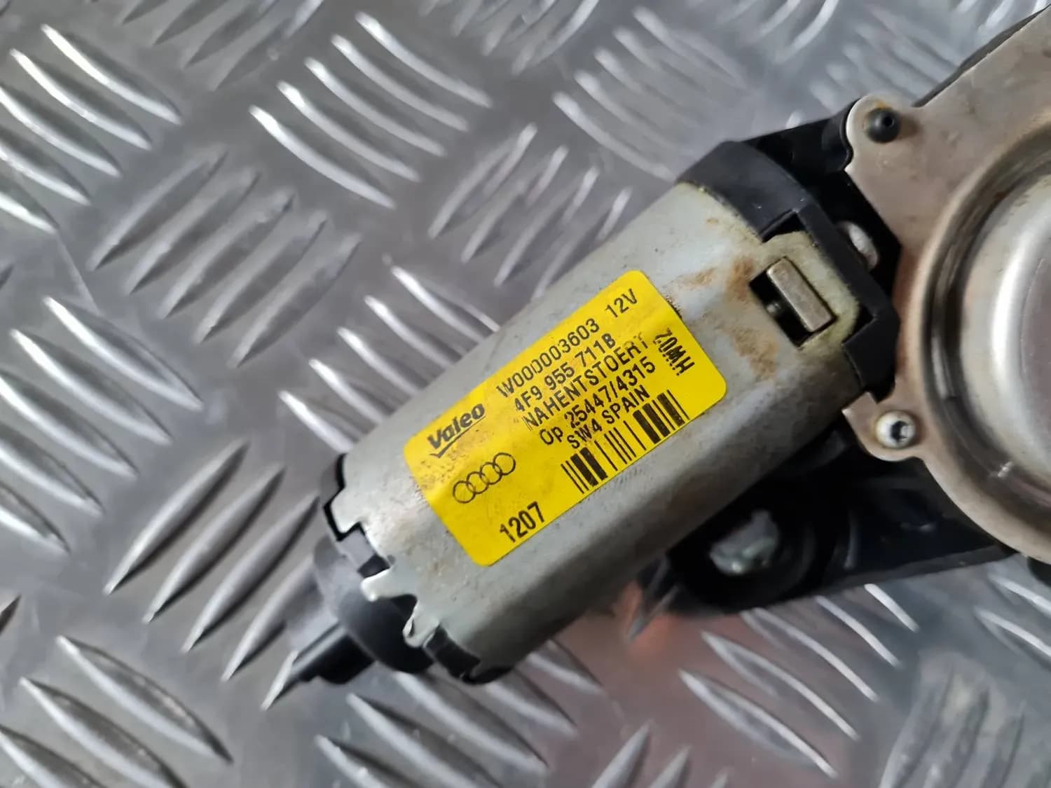 Motor til bagrudevisker AUDI A6 2008 - foto 4