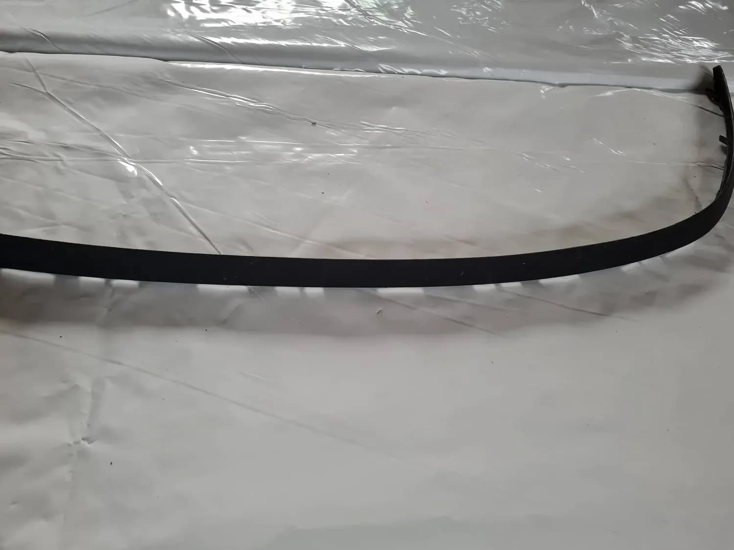 Spoiler kofanger foran RENAULT SCENIC III 2011 - foto 4