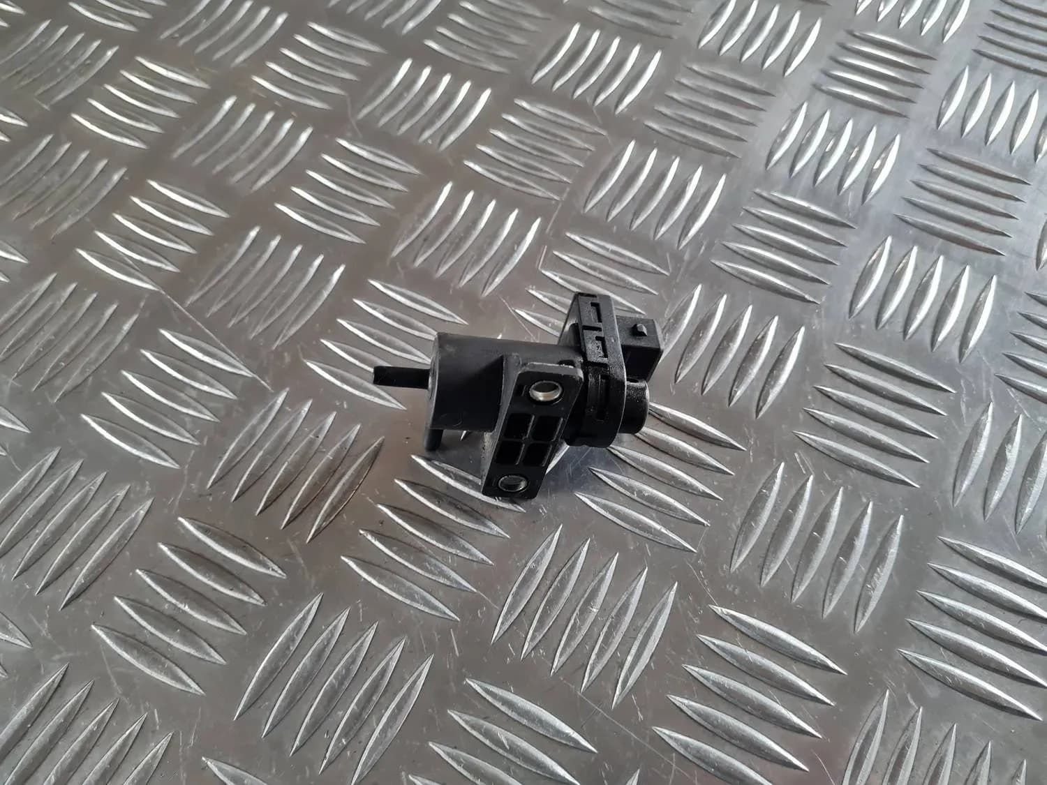 Magnetisk vakuumventil RENAULT SCENIC III 2011 - foto 1