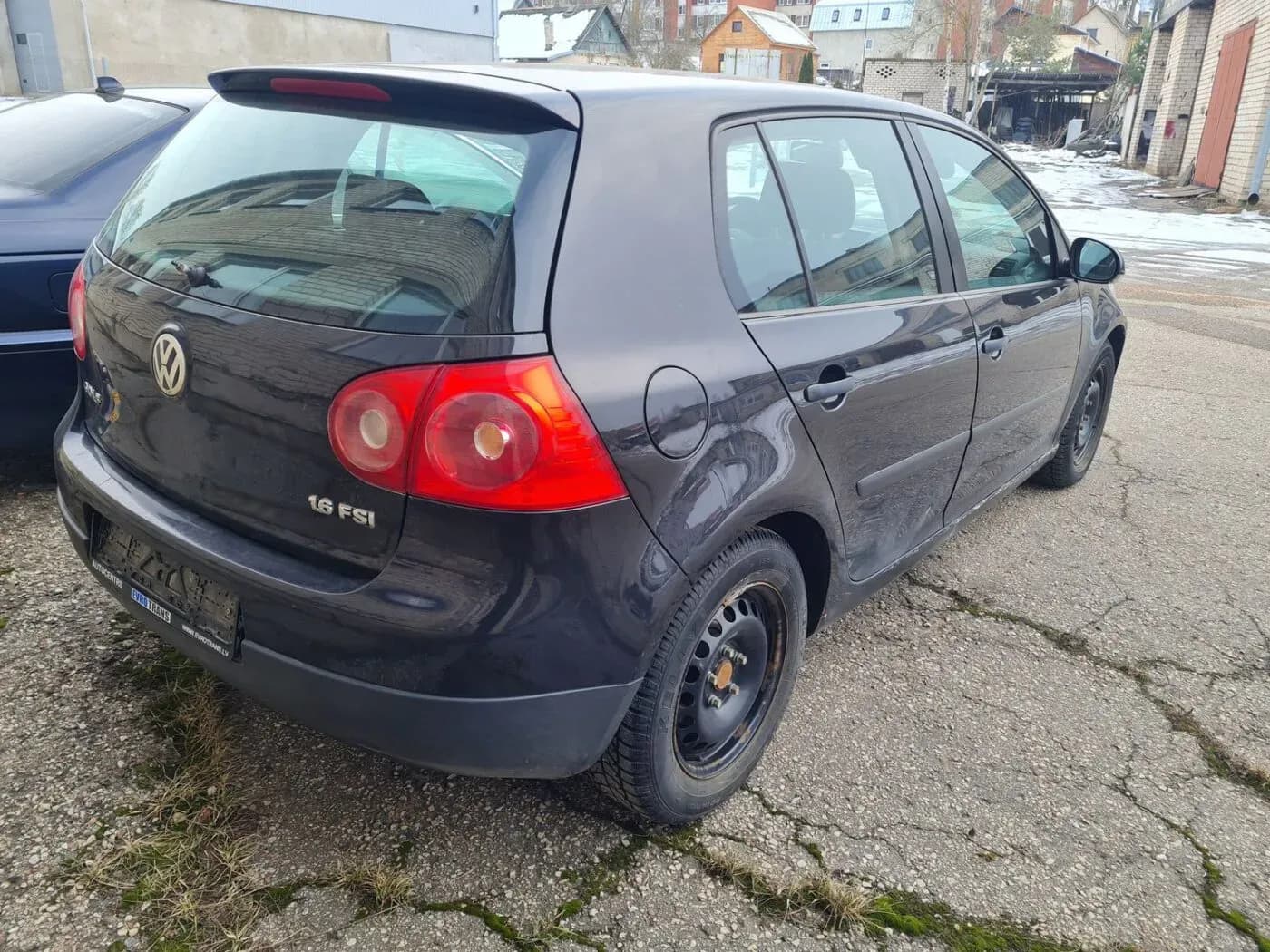 Billede af den afmonterede bil 5