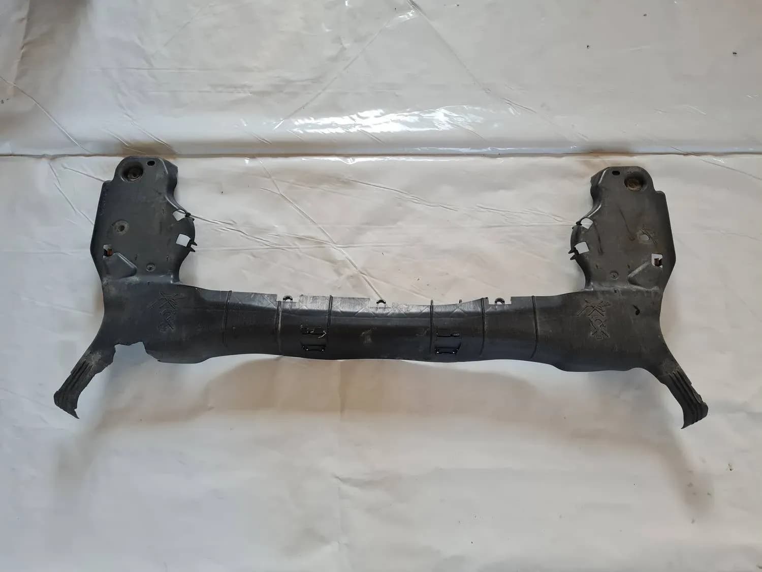 Bakre aksels beskyttelse RENAULT SCENIC III 2011 - foto 1