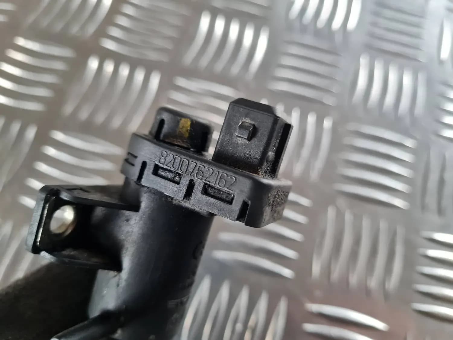 Magnetisk vakuumventil RENAULT SCENIC III 2011 - foto 4