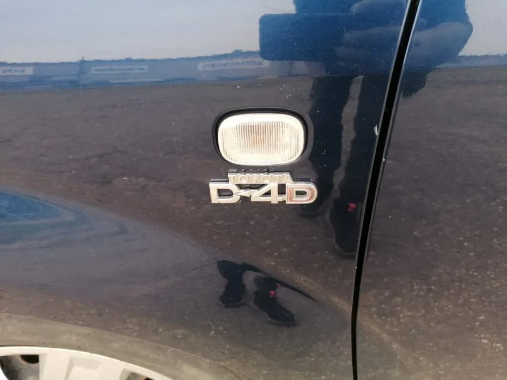 Billede af den afmonterede bil 4