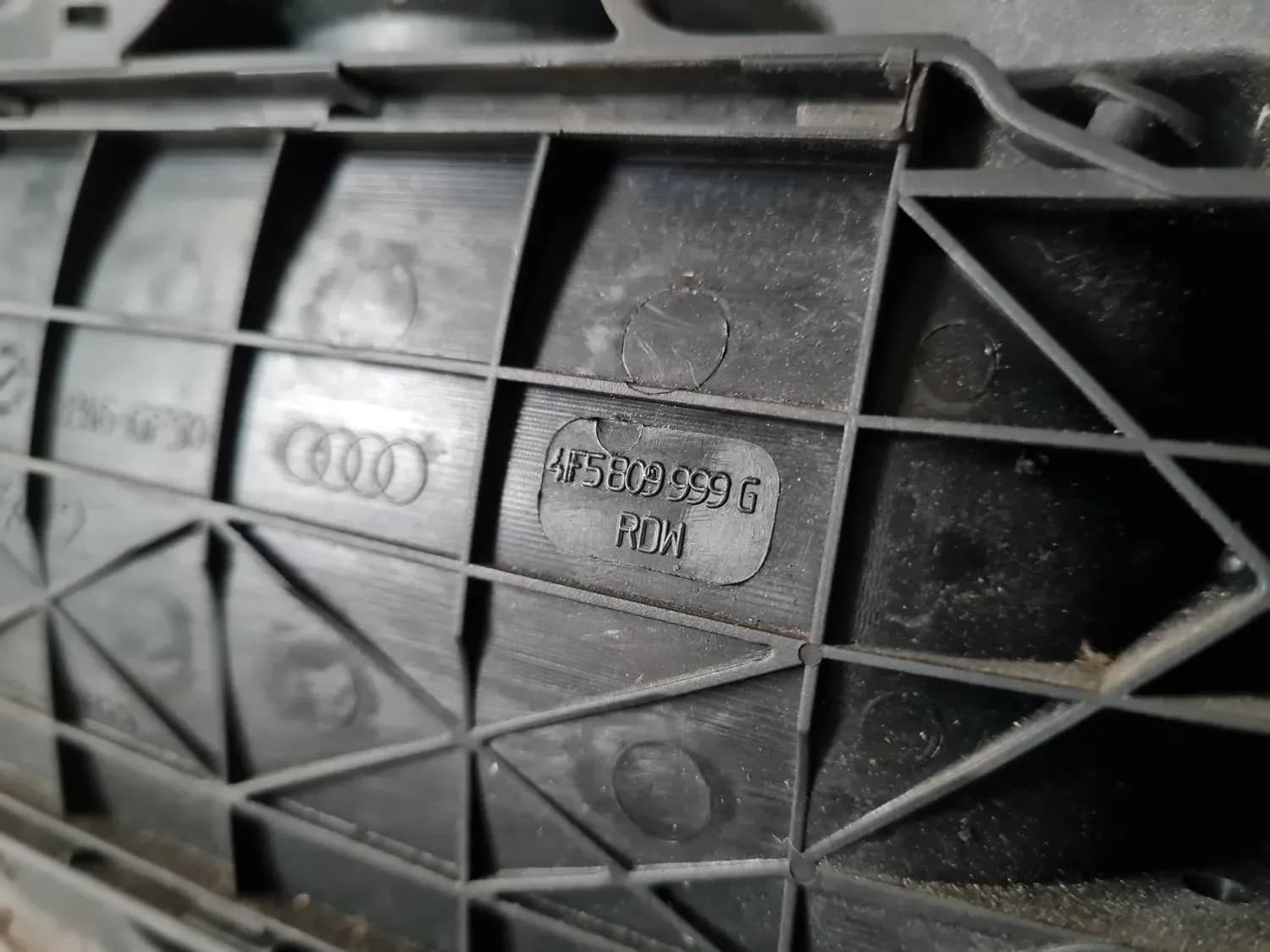 Dæksel til brændstoftank AUDI A6 2008 - foto 2