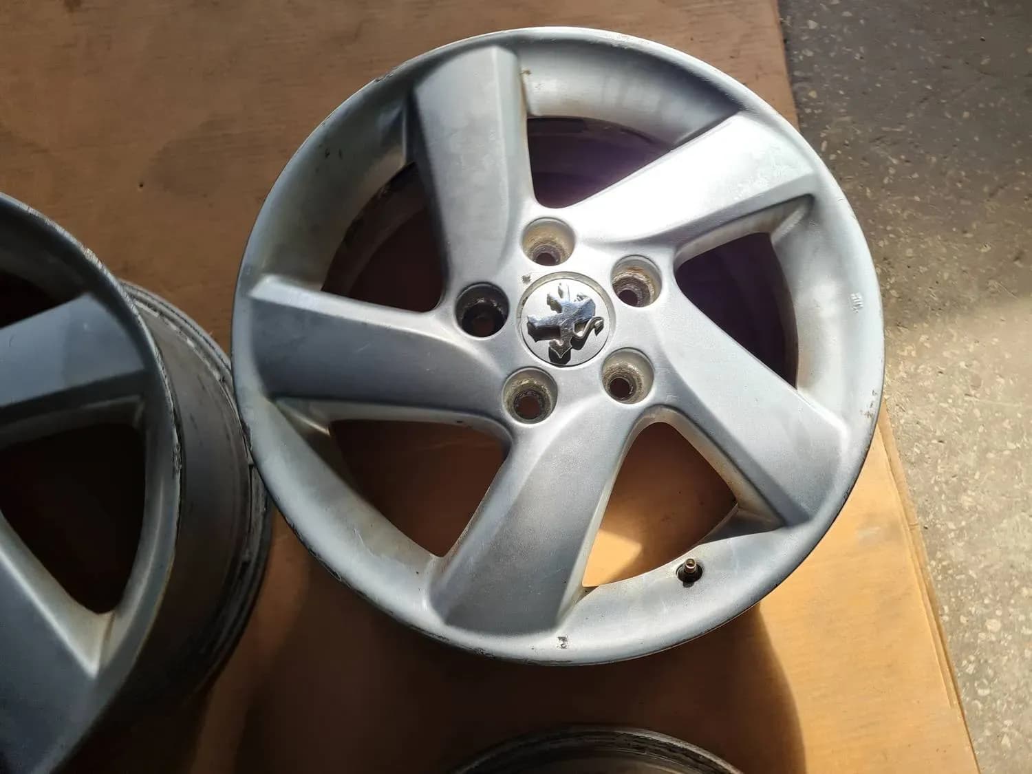 Alufælge - letmetal (sæt) RENAULT SCENIC III 2011 - foto 4
