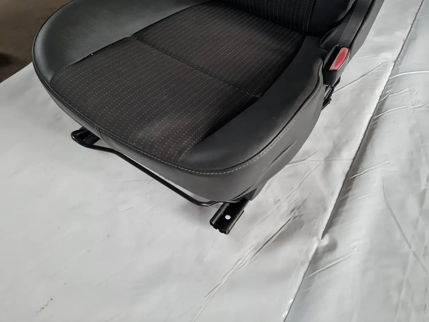 Højre forsæde RENAULT SCENIC III 2011 - foto 4
