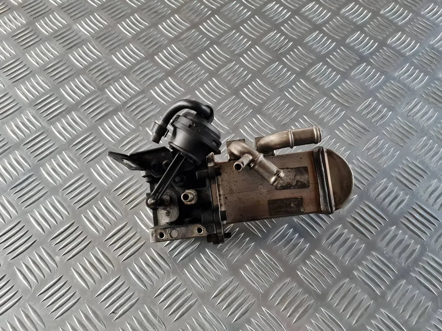 Køler til EGR-ventil AUDI A6 2008 - foto 4