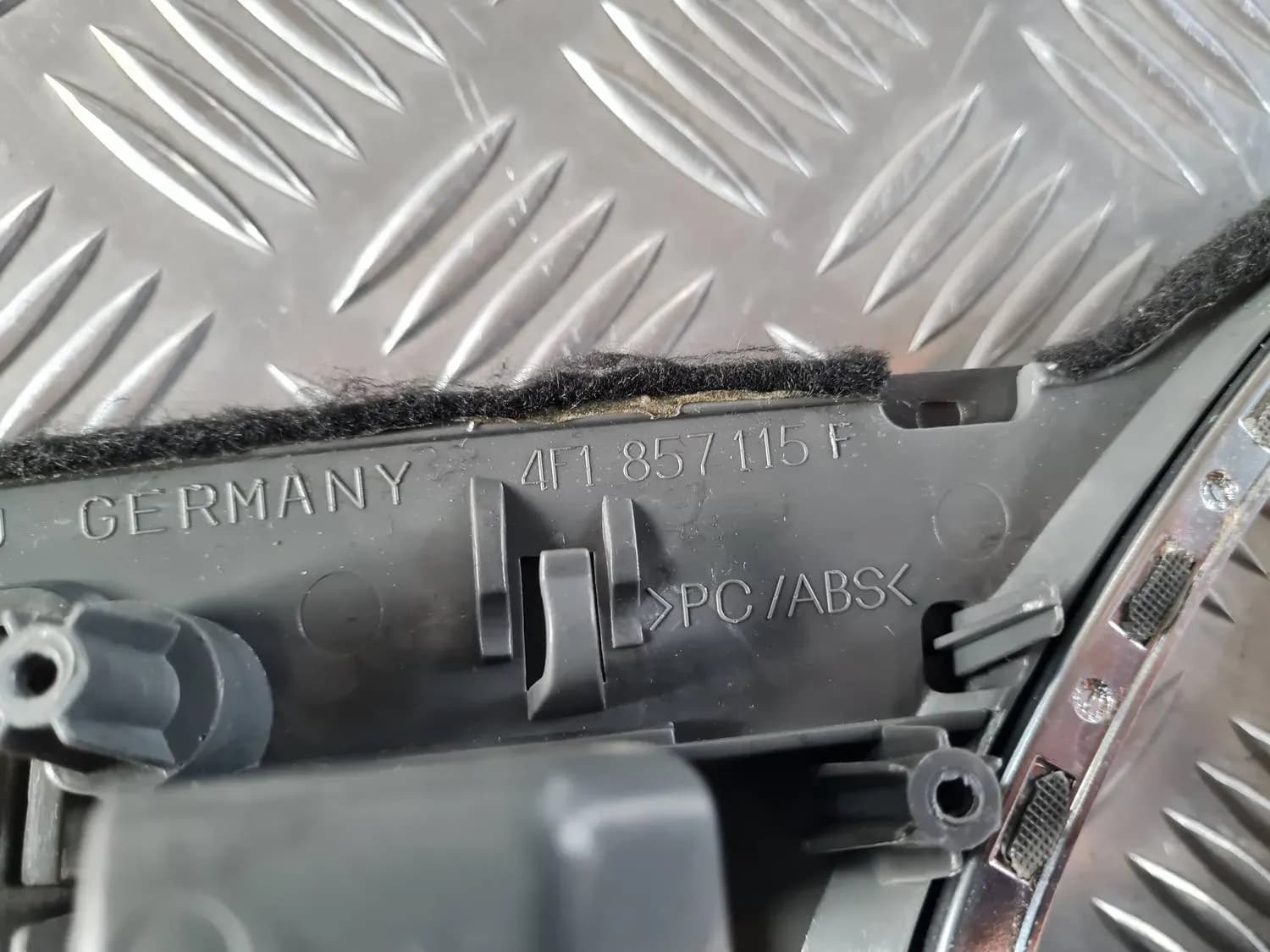Beklædning til speedometer AUDI A6 2008 - foto 2