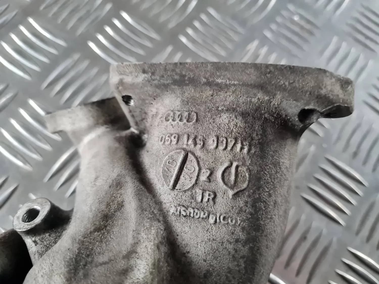 Rør til indsugningsmanifold AUDI A6 2008 - foto 2