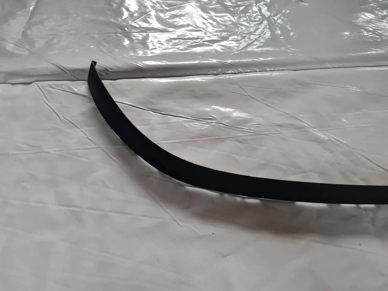Spoiler kofanger foran RENAULT SCENIC III 2011 - foto 3