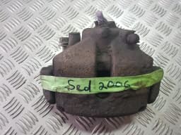 Højre caliper foran VW PASSAT B6 2008 ANGL.