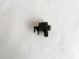 Magnetisk vakuumventil AUDI A4 2001 SEDAN