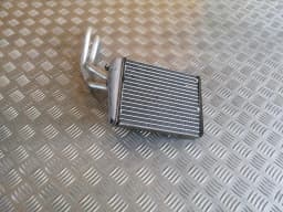 Radiator til varmesystem MERCEDES BENZ ML320 2005 BLACK